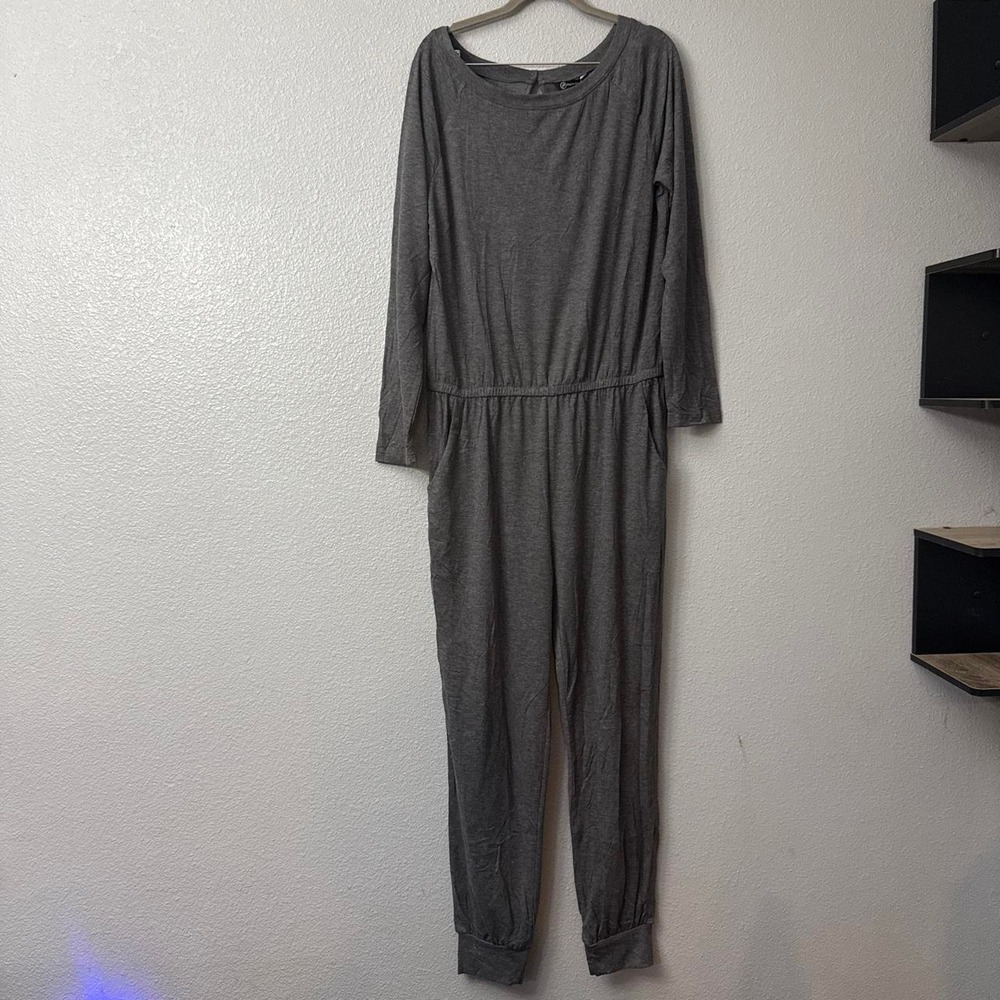 Pretty Garden Women's Grey Drop Shoulder Jumpsuit Romper with Pockets - Picture 2 of 7